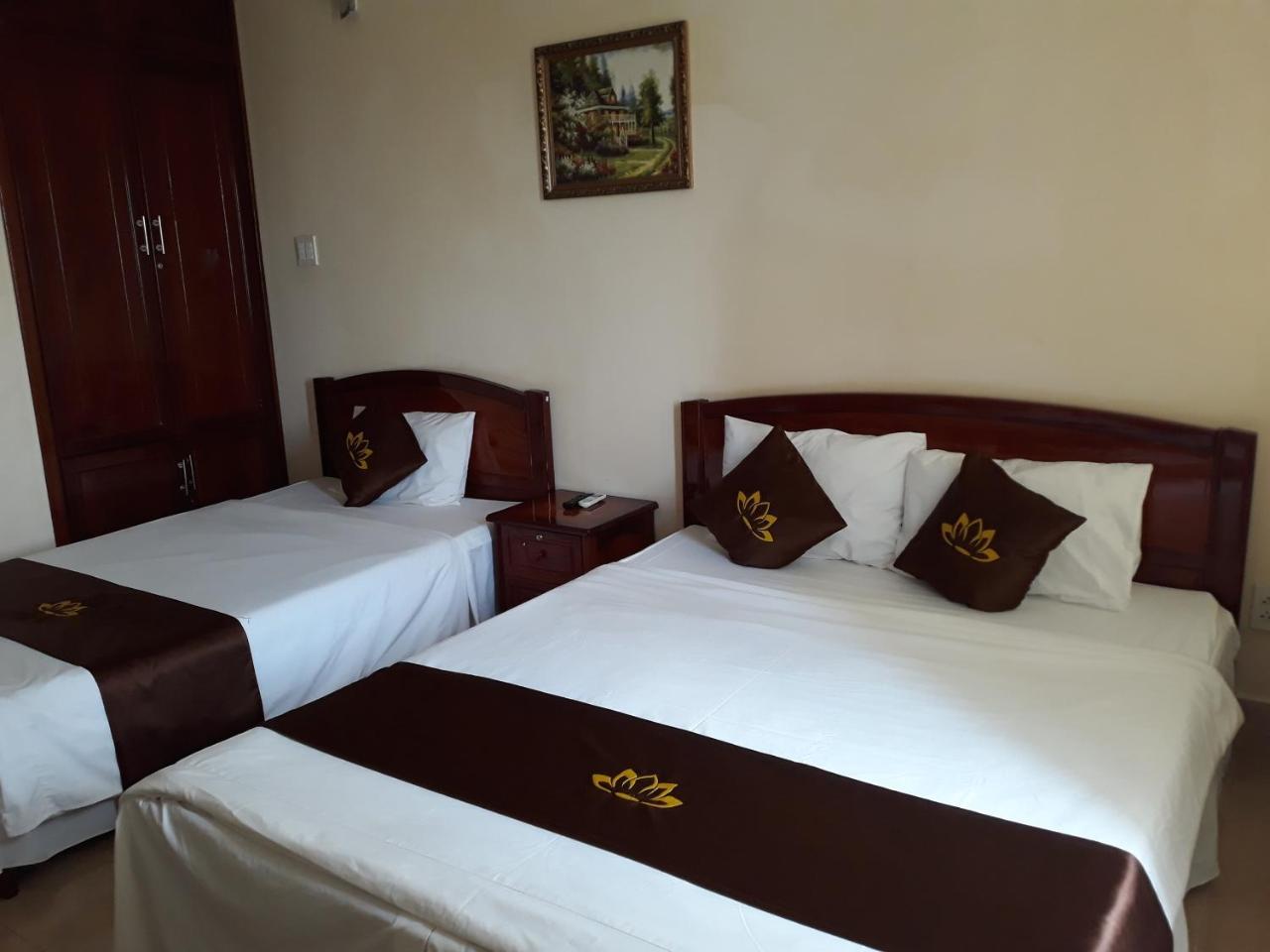 Huong Sen Hotel Cao Lãnh Exterior foto
